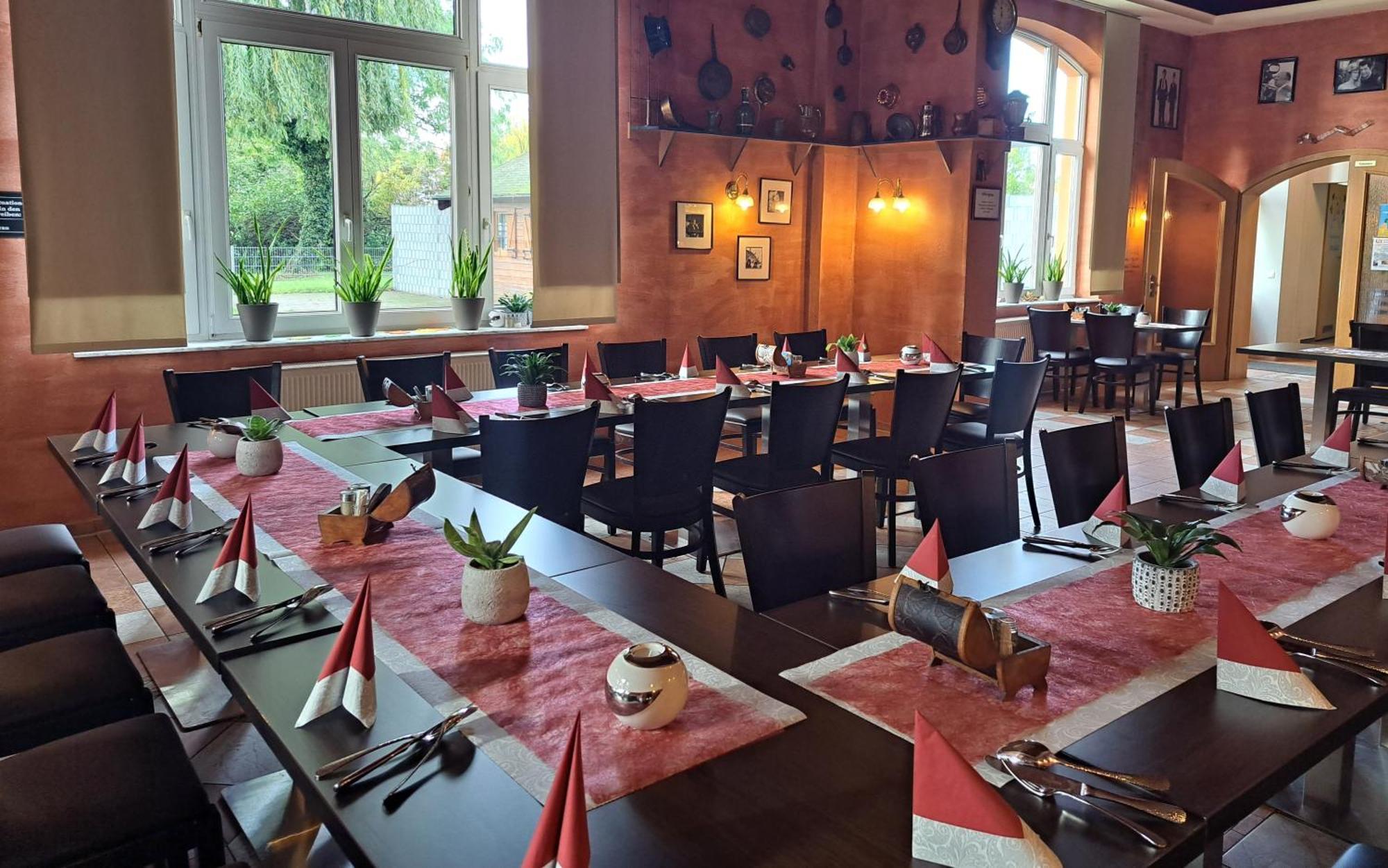 Hotel Altes Badehaus Bad Durrenberg Bagian luar foto