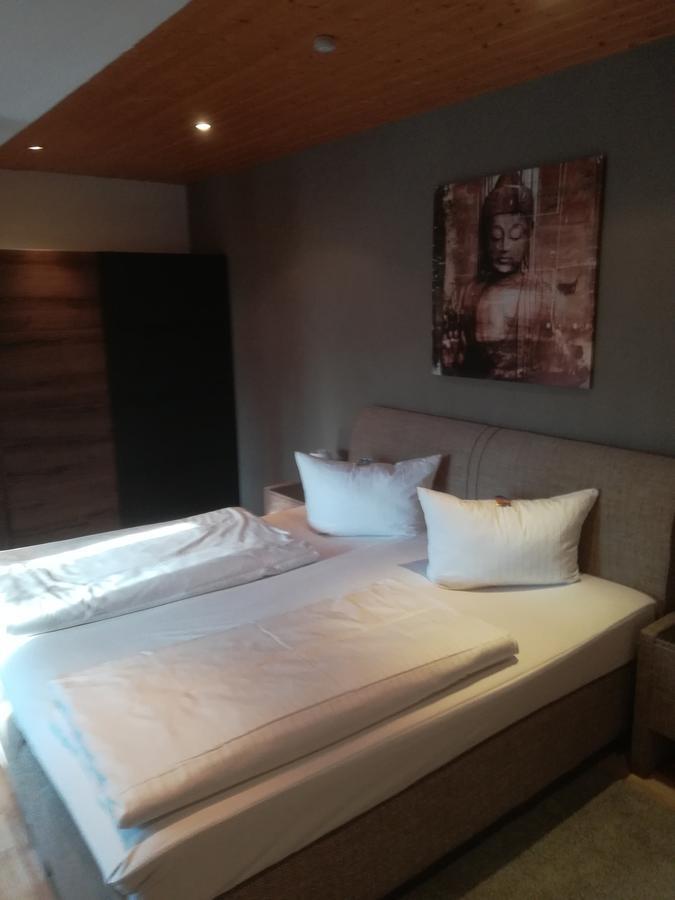 Hotel Altes Badehaus Bad Durrenberg Bagian luar foto
